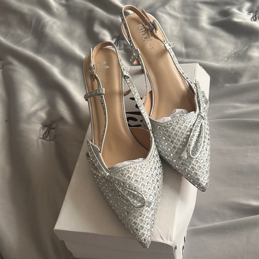 Mixx Shuz Silver Embellished Slingback Heels